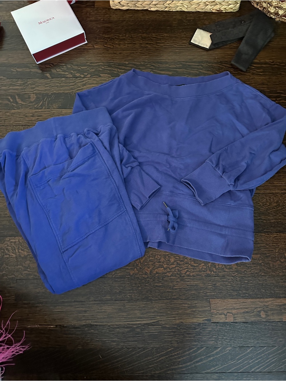 GSTQ matching Deep Blue Pullover Sweatshirt and sweatpants - XL